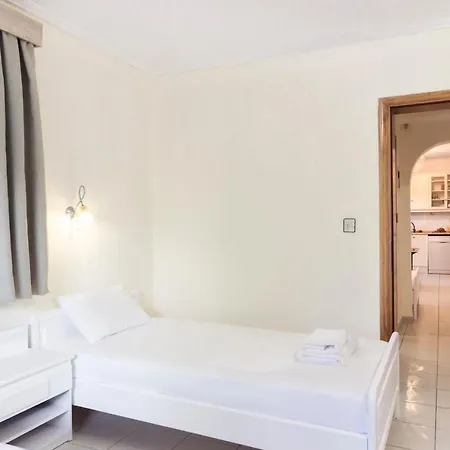 Odysseas Hotel