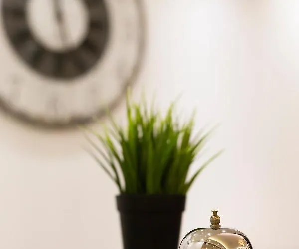 Szálloda Odysseas Políhrono